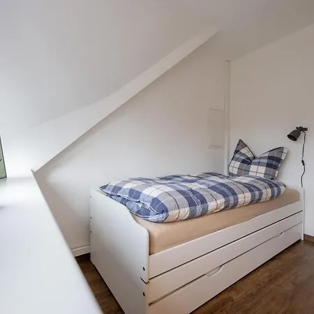 Kleiner Storch - Seehotel Duemmer *